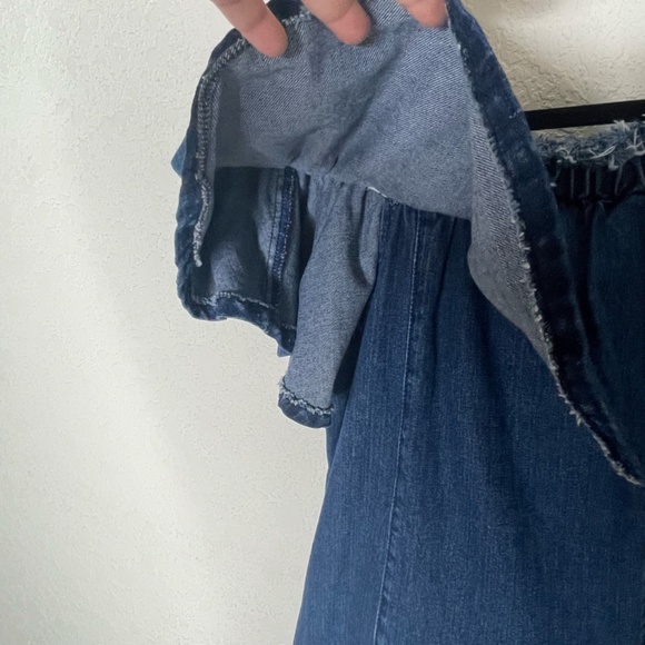 J.O.A Off The Shoulder Denim Mini Dress Size M Raw Neck Trim Blue Exposed Zip - Picture 3 of 14